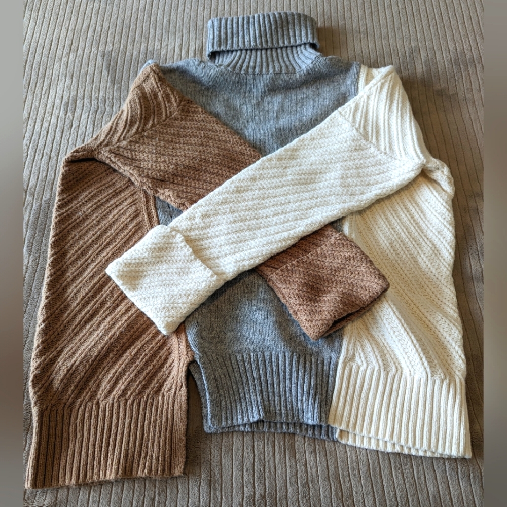 French Connection Turtleneck Multi-Color Sweater